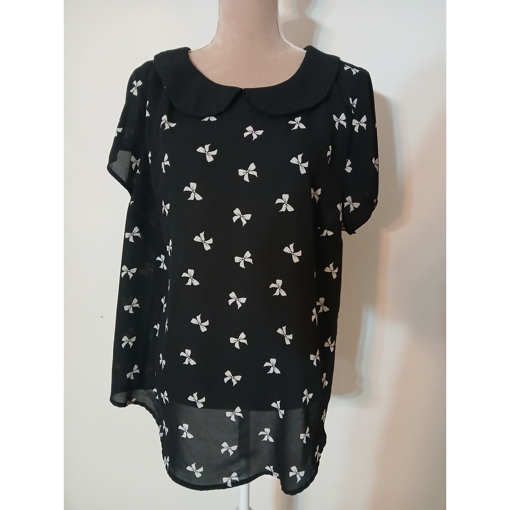 Torrid Womens Black White Bow Print Peter Pan Collar Blouse Plus Size 1 XL Flaw